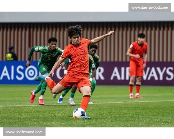 单归化领衔!国足东亚杯名单揭晓,蒋光太等三将意外落选